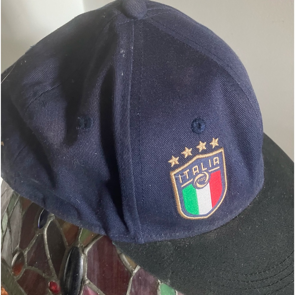 Italia FIGC Soccer Flatbrim Adjustable Cap🌺❤️